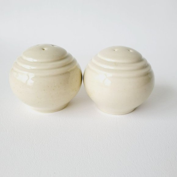 Vintage Pfaltzgraff Cappuccino Salt & Pepper Shaker Beige USA Made Discontinued - Picture 3 of 10